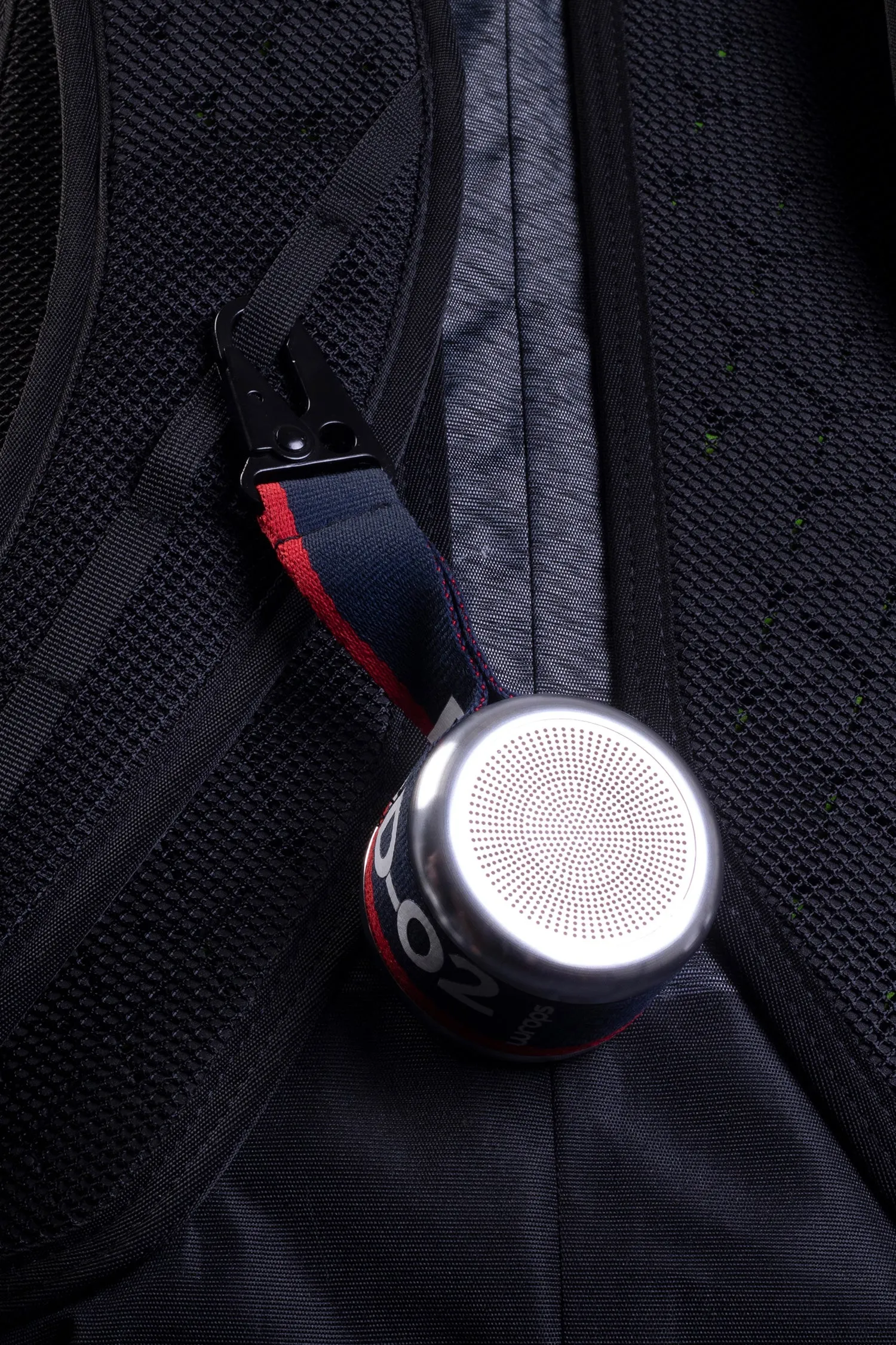 WRAPS Clip & Go POD 3 Bluetooth Speaker